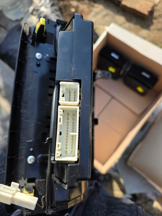 Навигация за Toyota Avensis T25 + дисплей