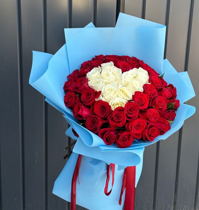 51 роза по самой выгодной цене премиум розы