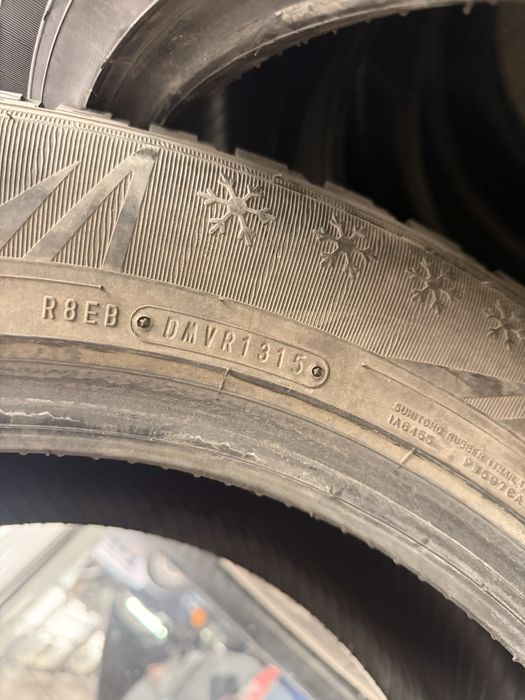 255/55 R19 Dunlop зимние