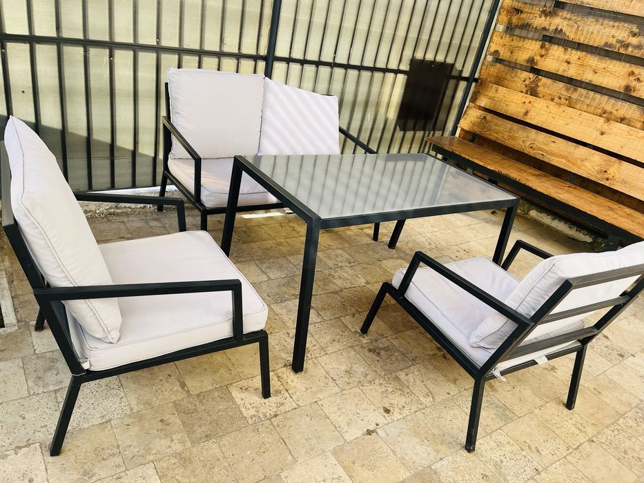 Vand mobilier pentru terasa