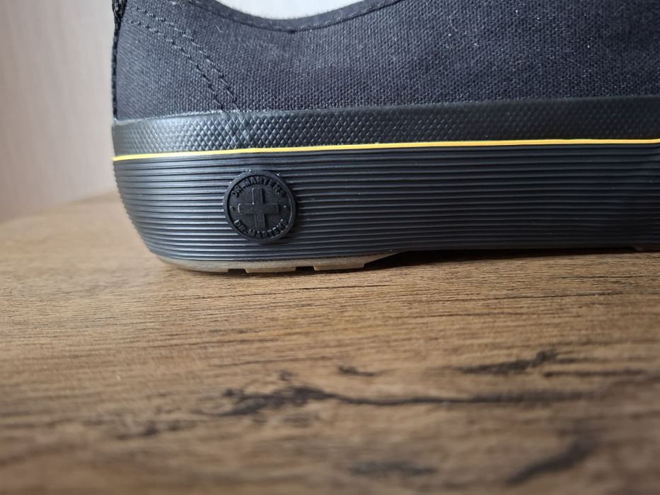 Dr.Martens кецове 40 номер.