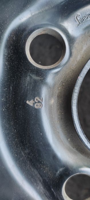 Продам шину новую