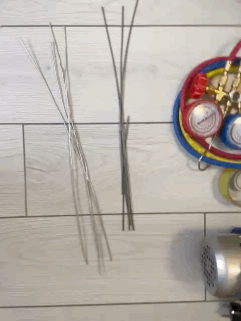 Инструменты для ремонта холодильников.