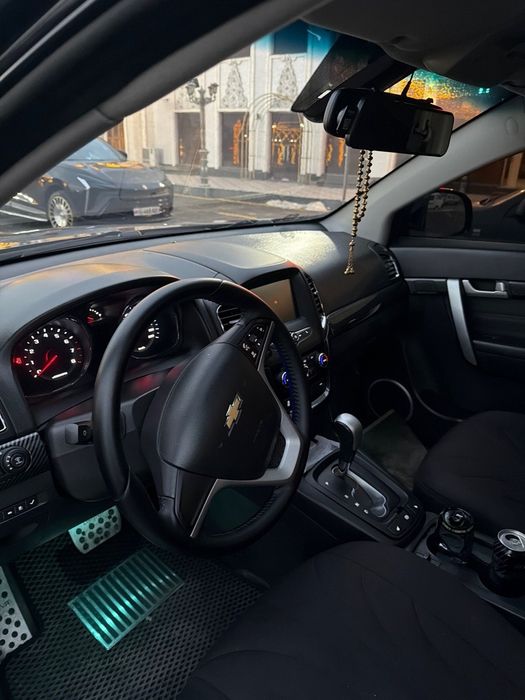 Chevrolet Captiva 4