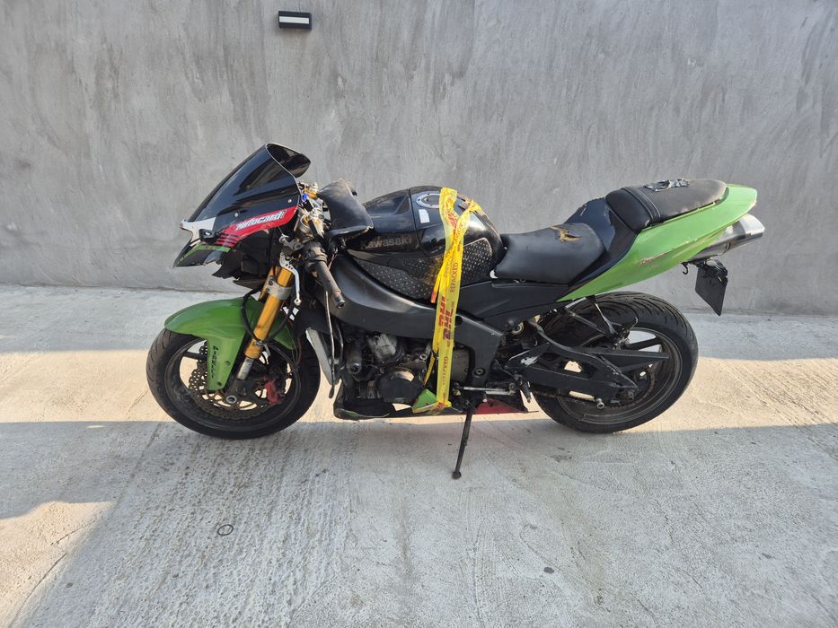 Kawasaki zx6r 2006 на части