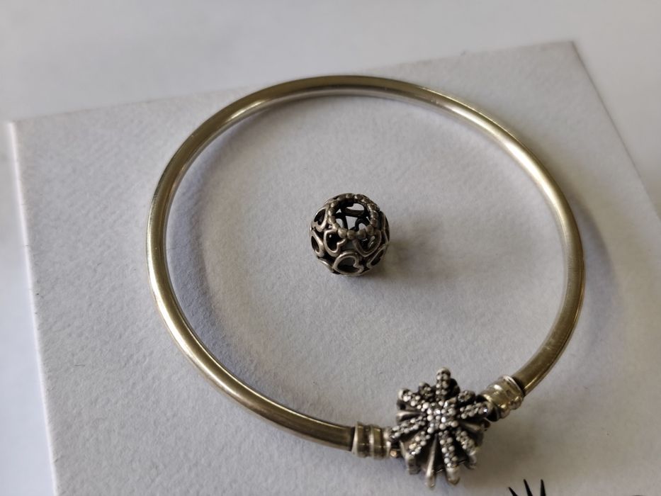 Твърда сребърна гривна Пандора pandora