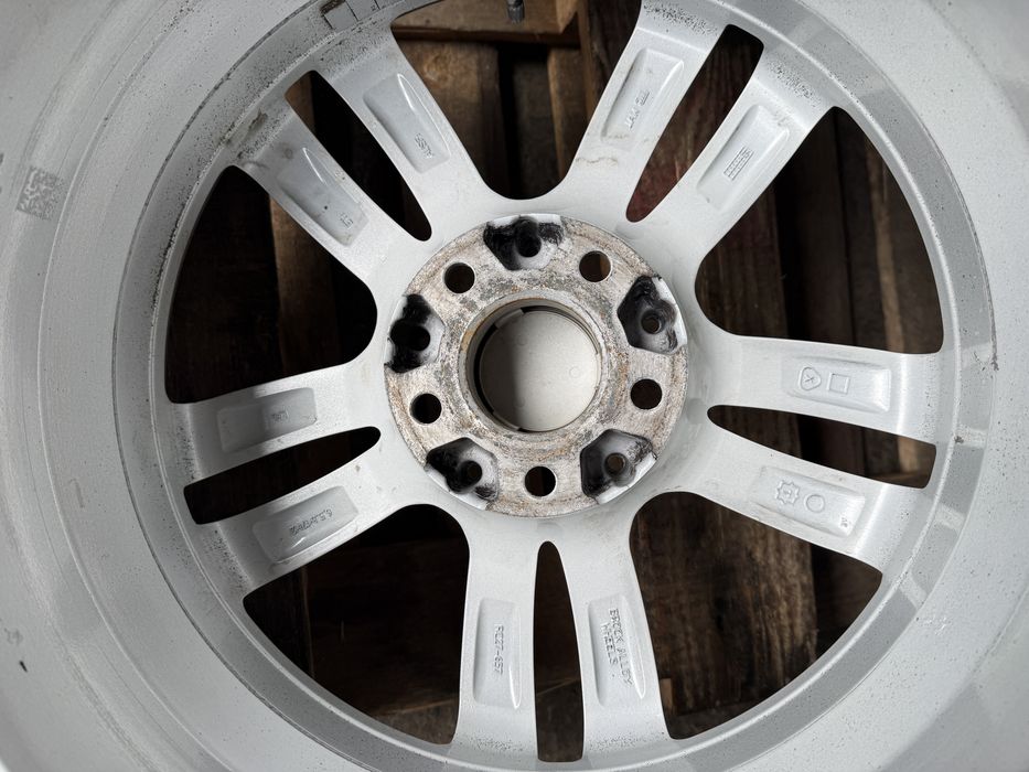 Jante Vw Tiguan Audi Q3 Skoda Yeti Karoq anv M+S Kleber 215/60 17