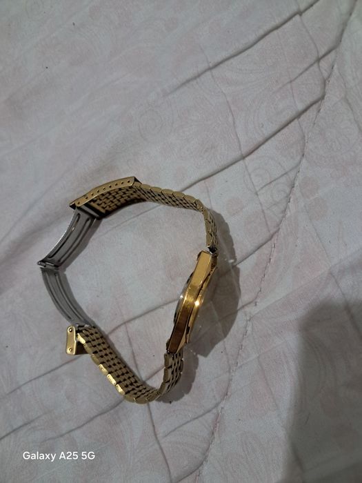 Часы россия заря