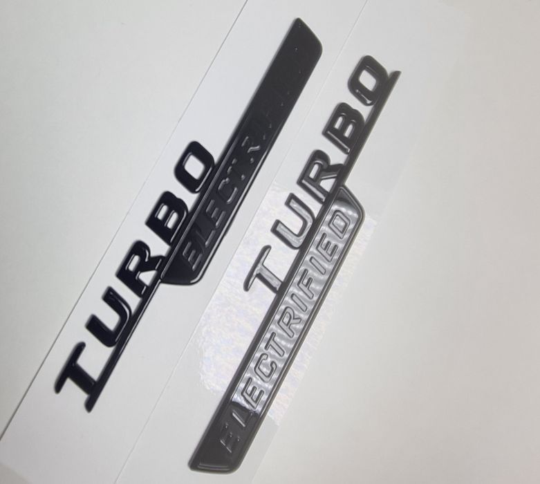 Embleme-Mercedes-V8-Biturbo-Turbo-Electrified-E-Performance-4Matic+Nou