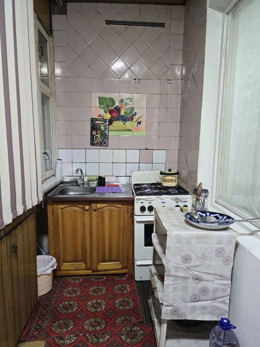 Продаётся 1 комнатная квартира на Юнусабаде