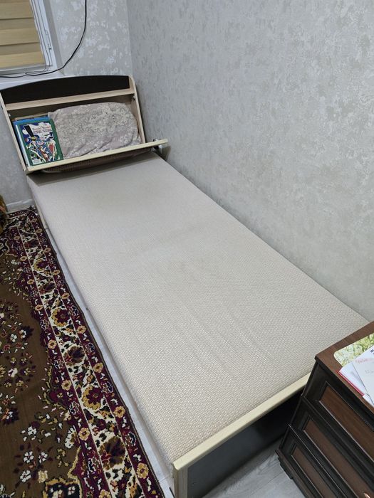 Кровать односпальная