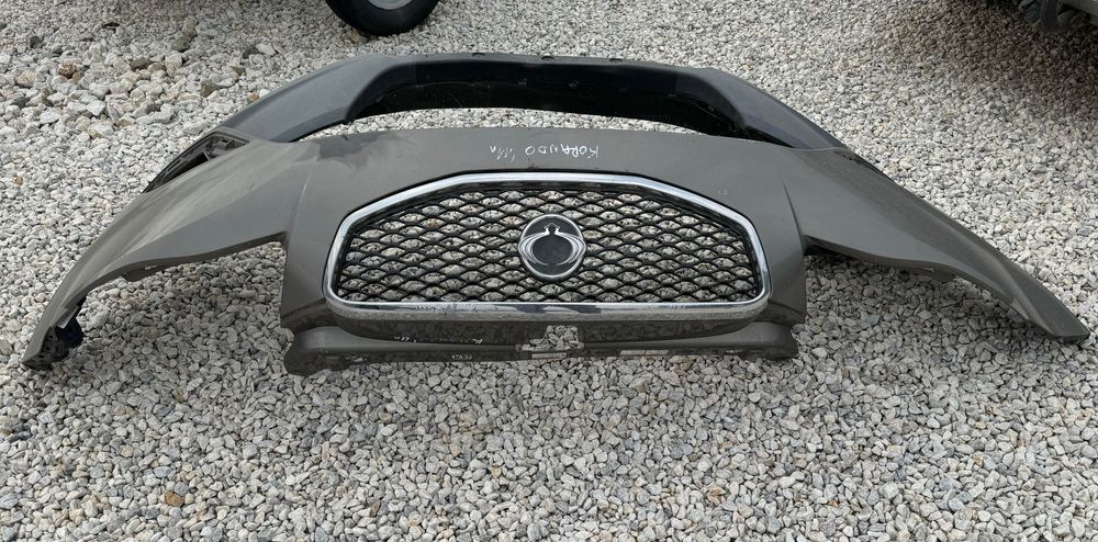 Продавам Предна Броня за Ssang Yong Korando 2011г