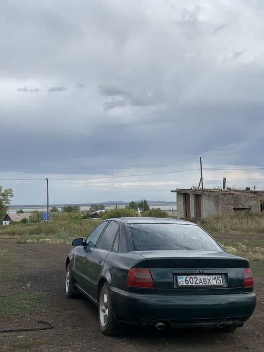Продам Ауди А4, б5