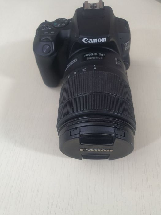 Canon EOS 250D Kit 18-55mm III