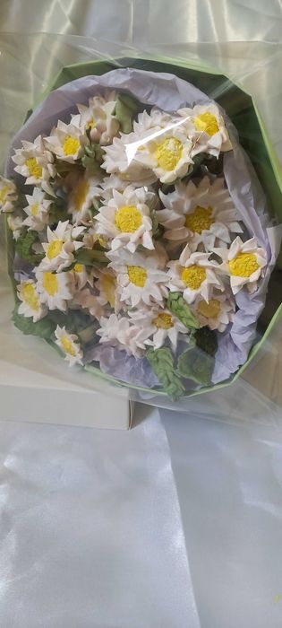 Цветы из зефира ромашки