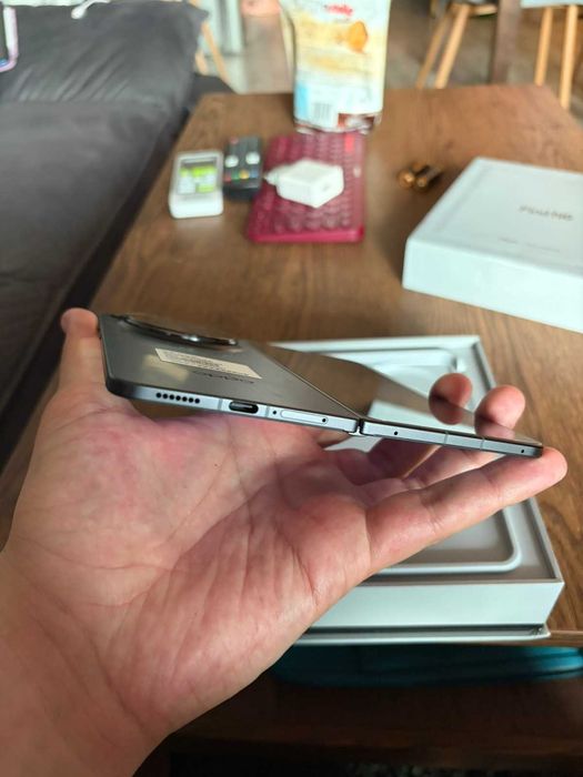 Oppo Find N6 16/512GB Нов! Без гънка