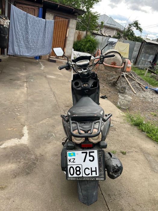Скутер 150 срочно с доками
