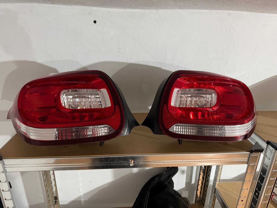 Ляв Десен стоп за Citroen DS3 Ситроен ДС3