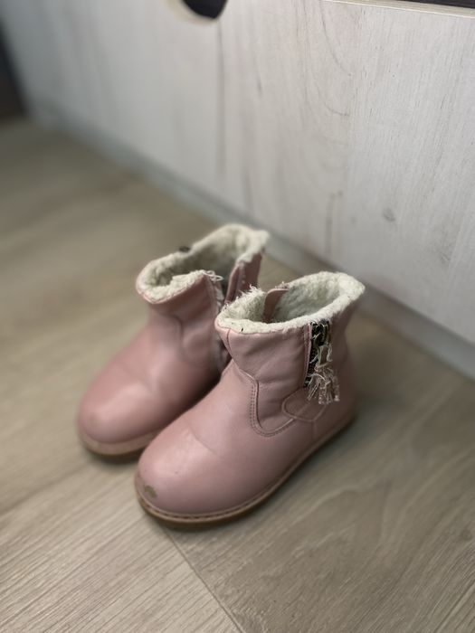 Обуви зимние 18, 26 размеры