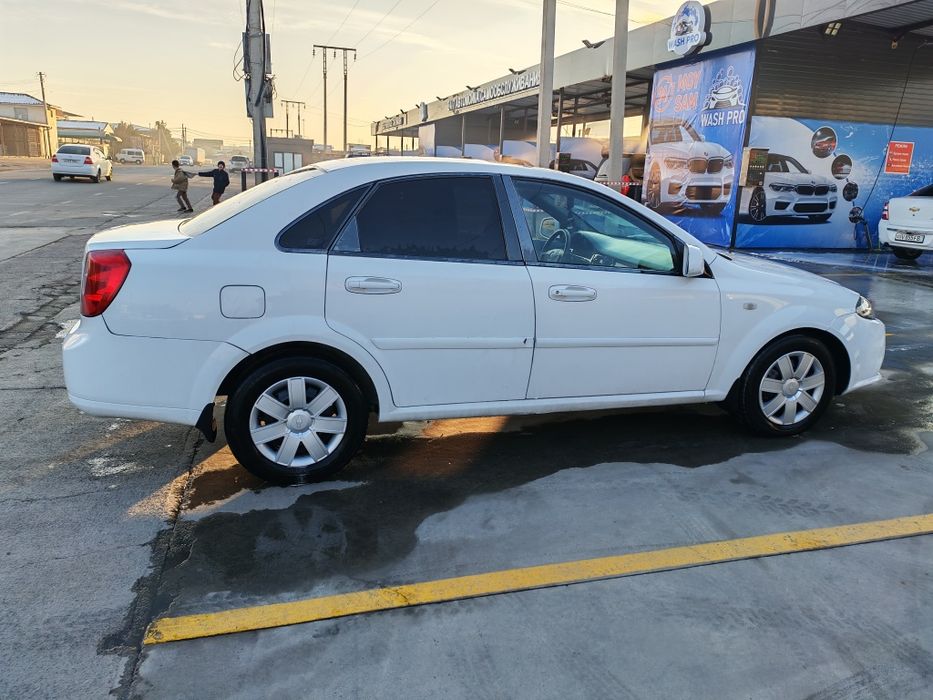 Gentra sotiladi avtomat