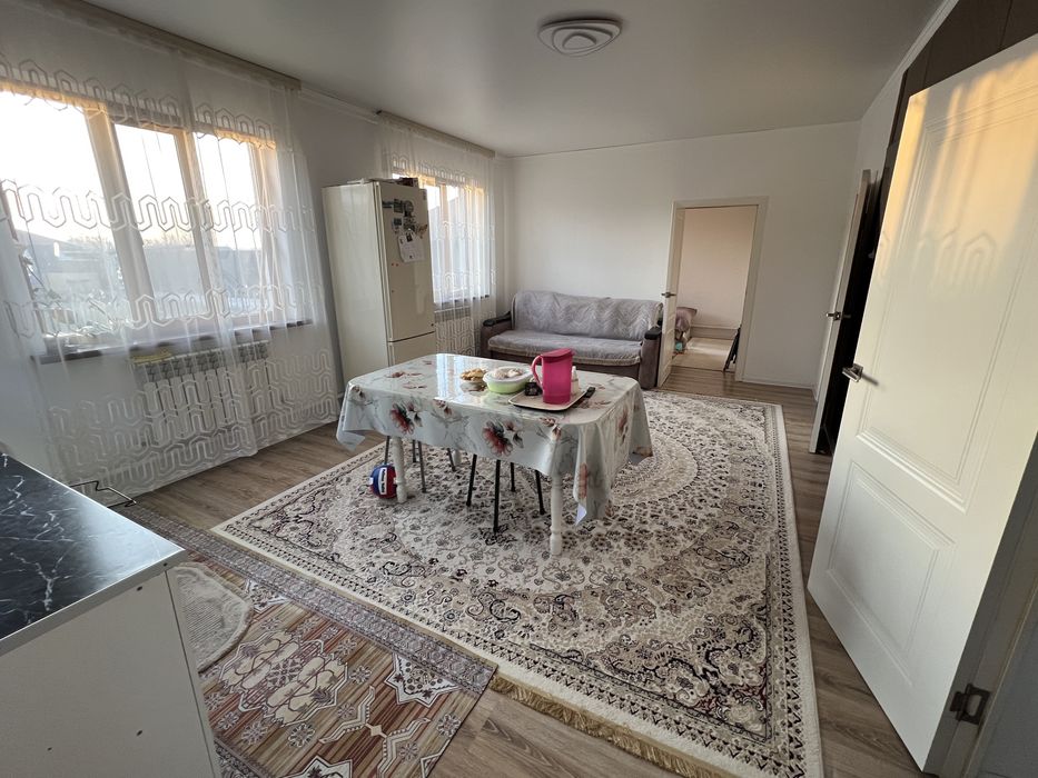 Үй сатылады. Наурыз новостройка