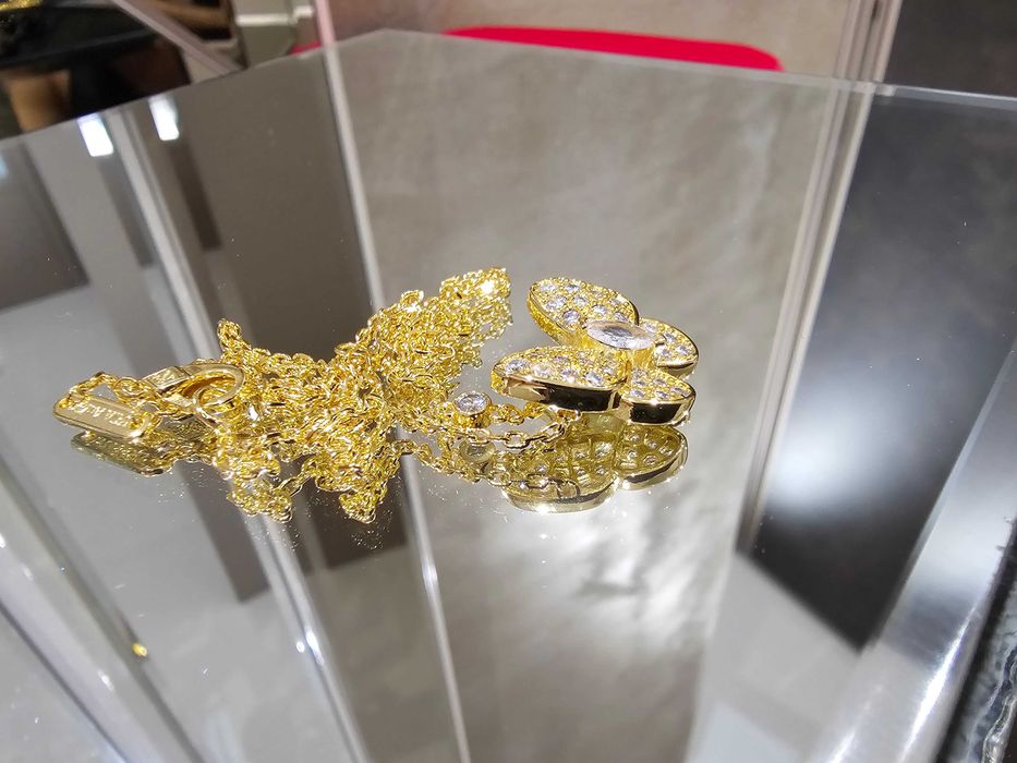 Van Cleef & Arpels VCA Gold Diamond Two Butterfly Дамско Колие