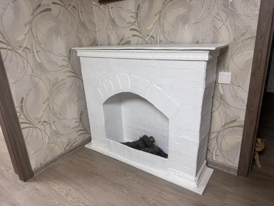 Продам декоротивный камин