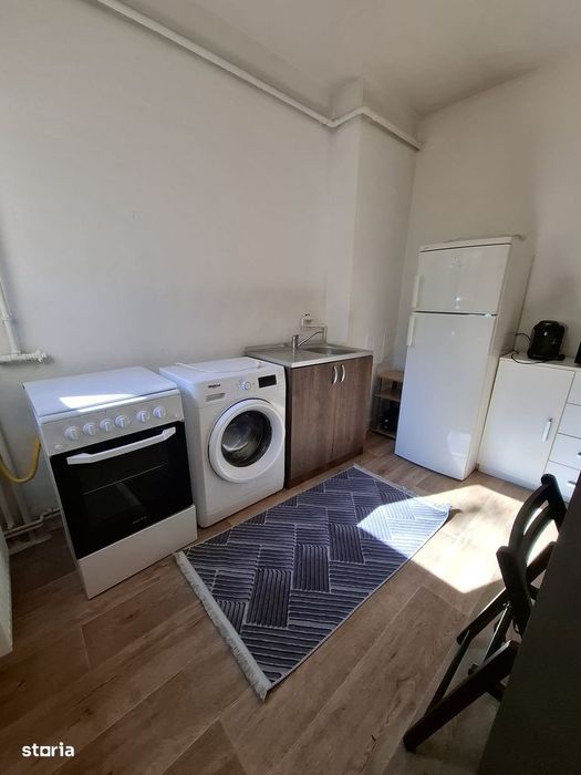 Apartament 2 camere+ bucătărie- Cartier Gruia strada Vânătorului
