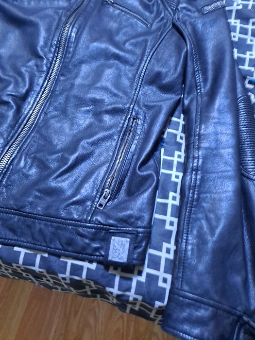 Geaca piele naturala originala marca tigha.