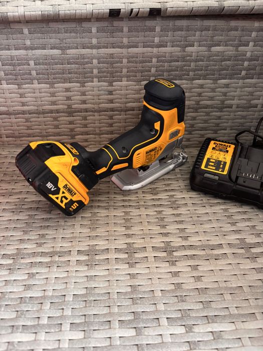 Pendular dewalt DCS335