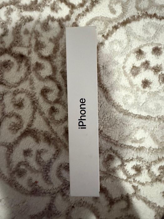 iPhone 15 новый, запечатанный, срочно