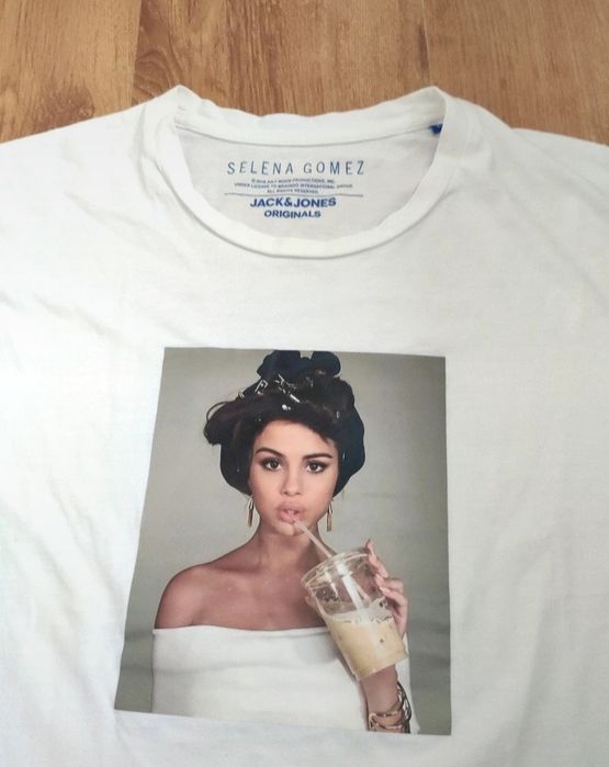 Tricou dama Selena Gomez marimea L