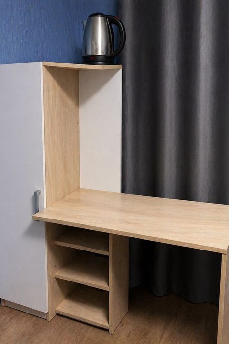 Продаю компьтерный стол