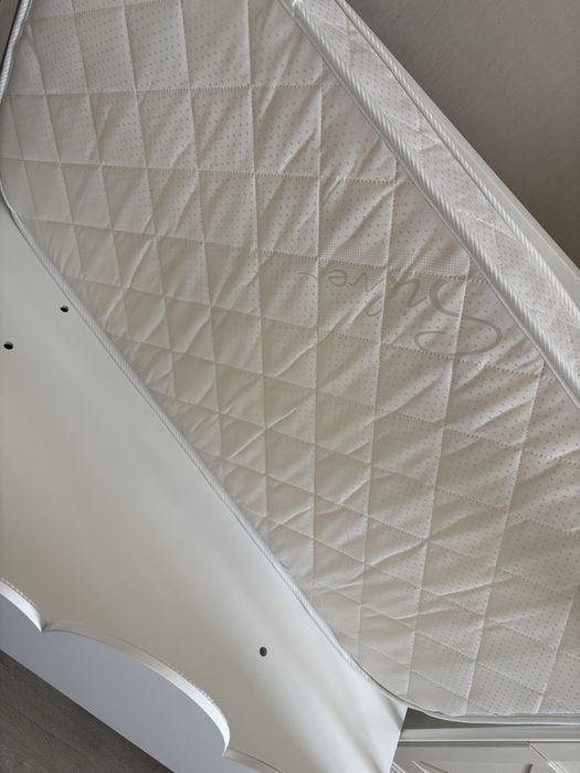 Манеж в идеальном состоянии