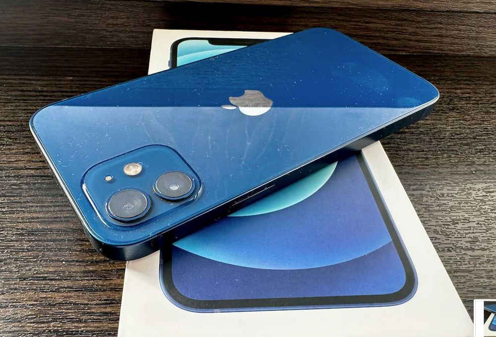iPhone 12 Blue 64GB – stare foarte bună, original, cu cutie