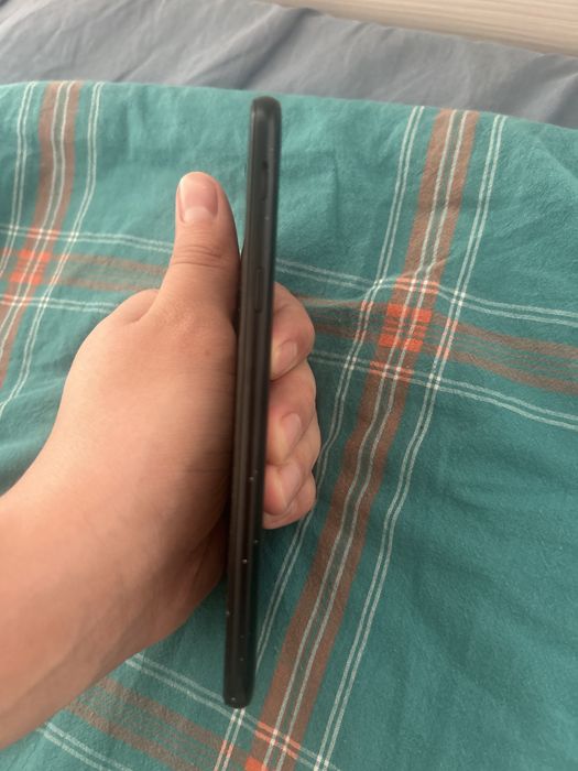 Продаю самсунг А6 б/у