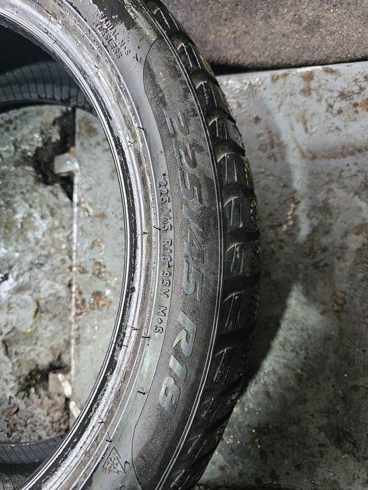 225 45 18 m+s pirelli runflat