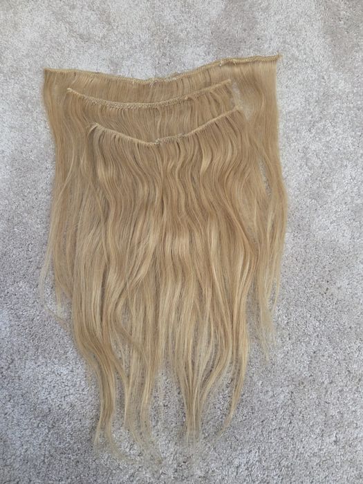 Естествено руса чуплива коса!