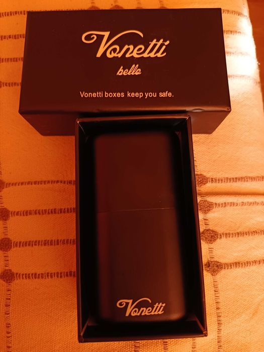 Фарадеев кейс за защита от кражба на автомобил