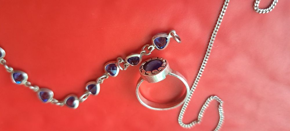 Сребърни бижута-колие,гривна,пръстен