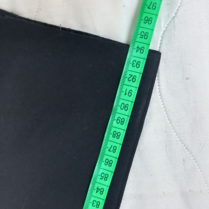 Продам школьные брюки и жилетку