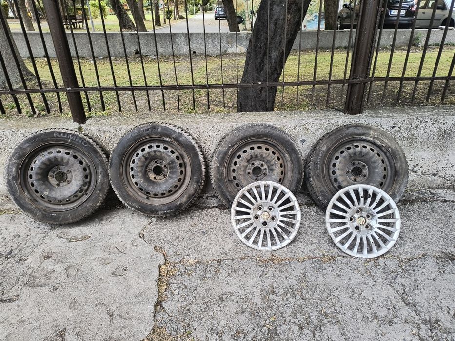 Джанти с гумите и тасовете Алфа Ромео Жулиета.