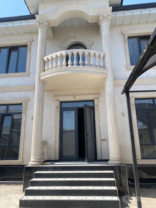 Motrid krugi yaqinida Townhouse sotiladi