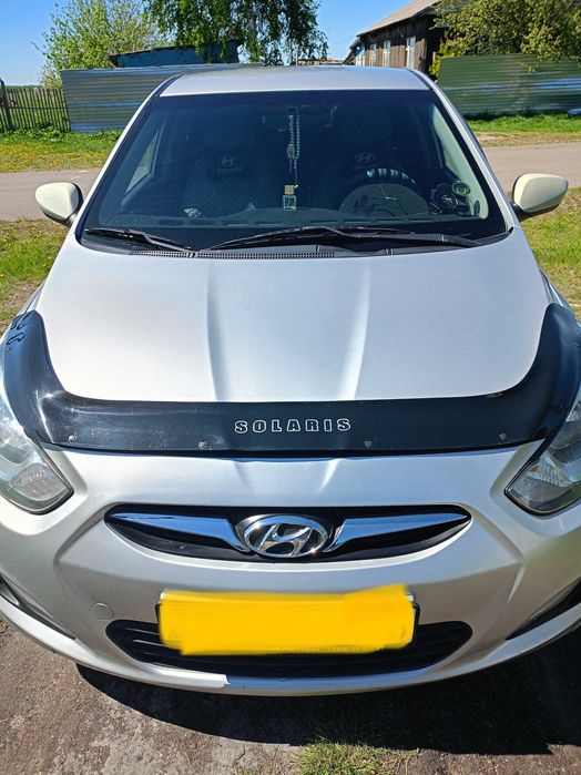 Машина. Hyundai.