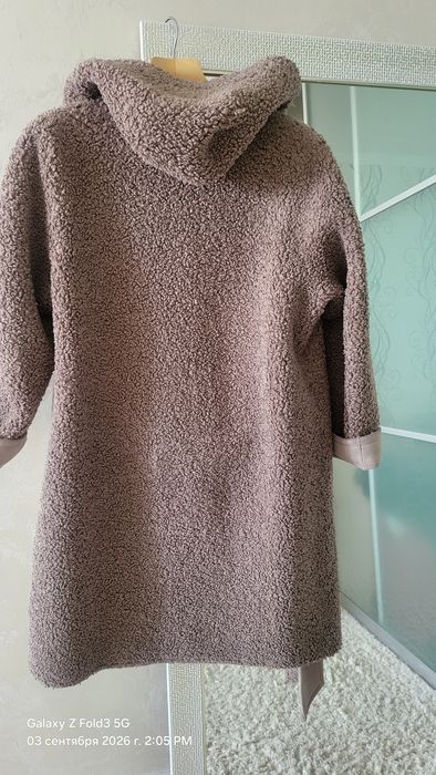 Продам дублёнку двухстороннюю.