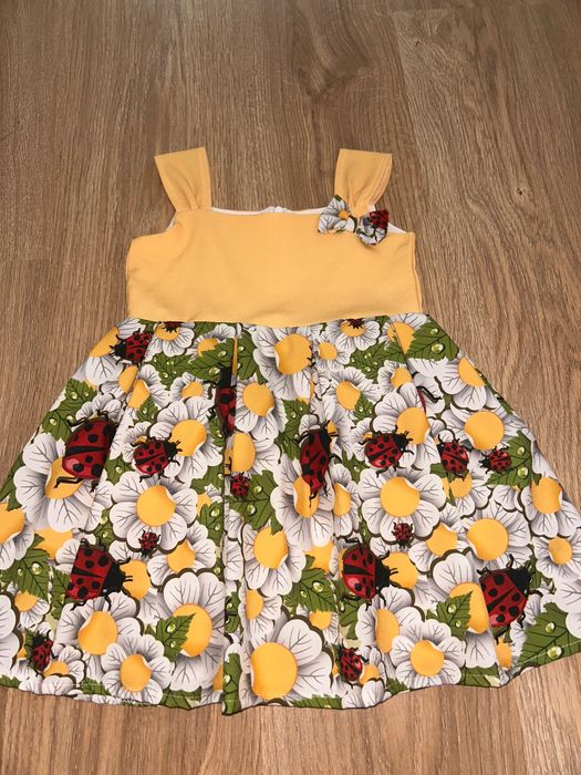 Детска рокля на калинки