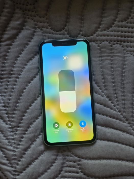 Iphone 11. 128Gb