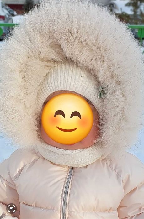 Продам зимний комбинезон на девочку,104р