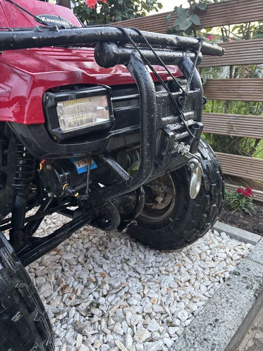 Vând ATV Kawasaki Bayou 250 cc – Stare Excelentă de Funcționare