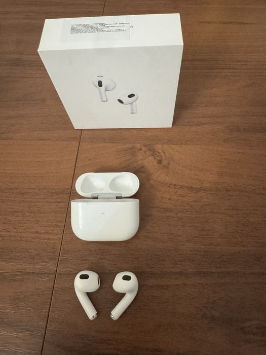 AirPods 3 ( 3rd generation)